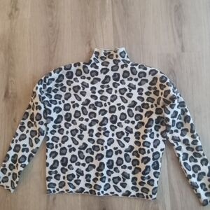 Tahari Leopard Print Turtleneck Size S